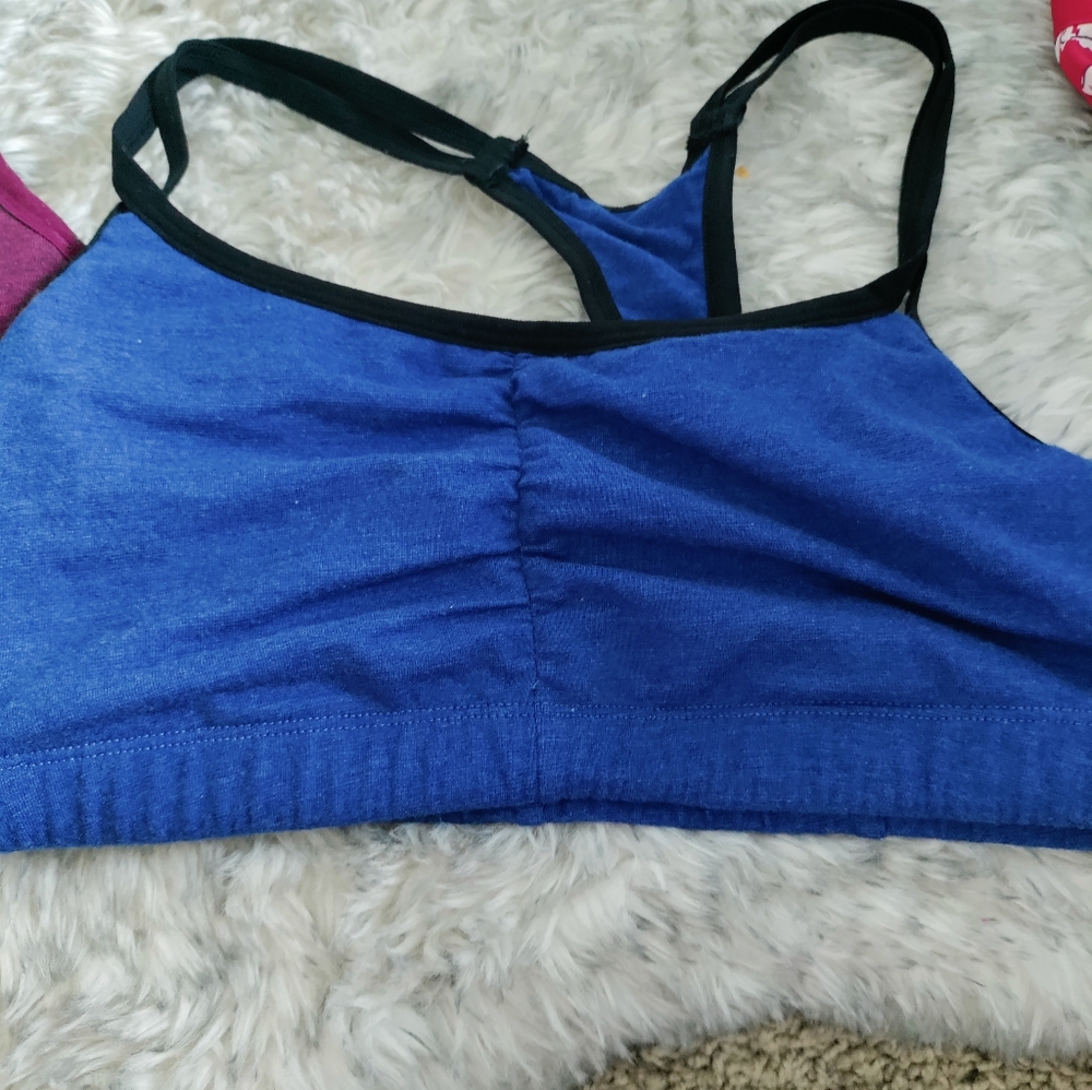 Nike light sports/yoga bra bundle
